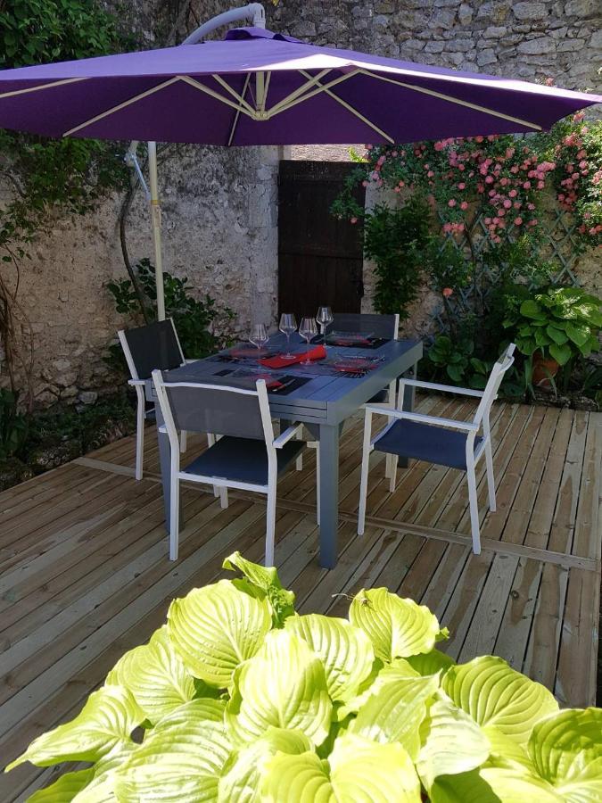 Home Ferman Saint-Dye-sur-Loire Exterior foto
