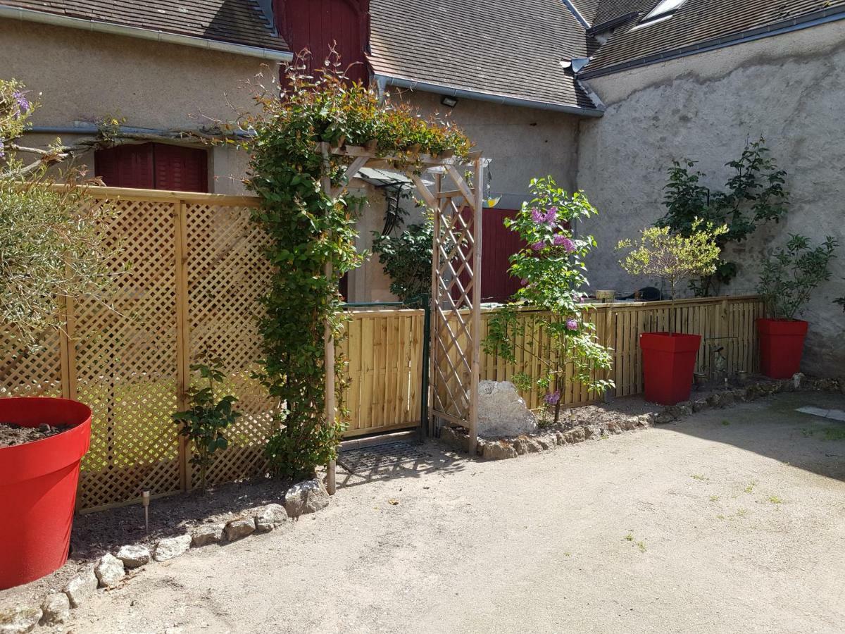 Home Ferman Saint-Dye-sur-Loire Exterior foto